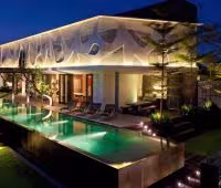 Villa Issi, Contemporary Architecture