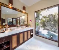 Villa Cemara, Ensuite Bathroom Villa Cemara, Ensuite Bathroom